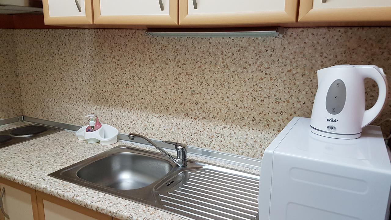 Tashevi Apartments Pomorie Eksteriør bilde